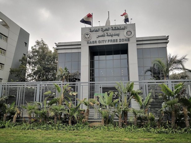 msnaa-800-mtr-balmntkh-alhrh-alaaamh-mdynh-nsr-big-0