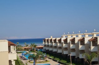 شاليه للبيع (2 غرفة ) فى بلوبلو العين السخنه بخصم كبيير