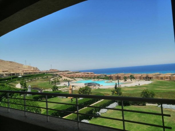 shalyh-f-alaayn-alskhnh-mtshtb-baltkyyfat-oalmtbkh-120-m-bsaar-mghr-otksyt-aal-10-snyn-big-3